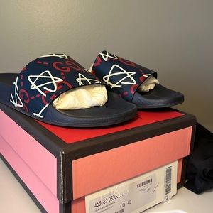 GUCCI Ghost & Stars Apollo sandals